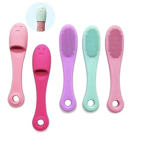 Silicone Face Brush – Blackhead Remover & Facial Pore Cleanser Tool